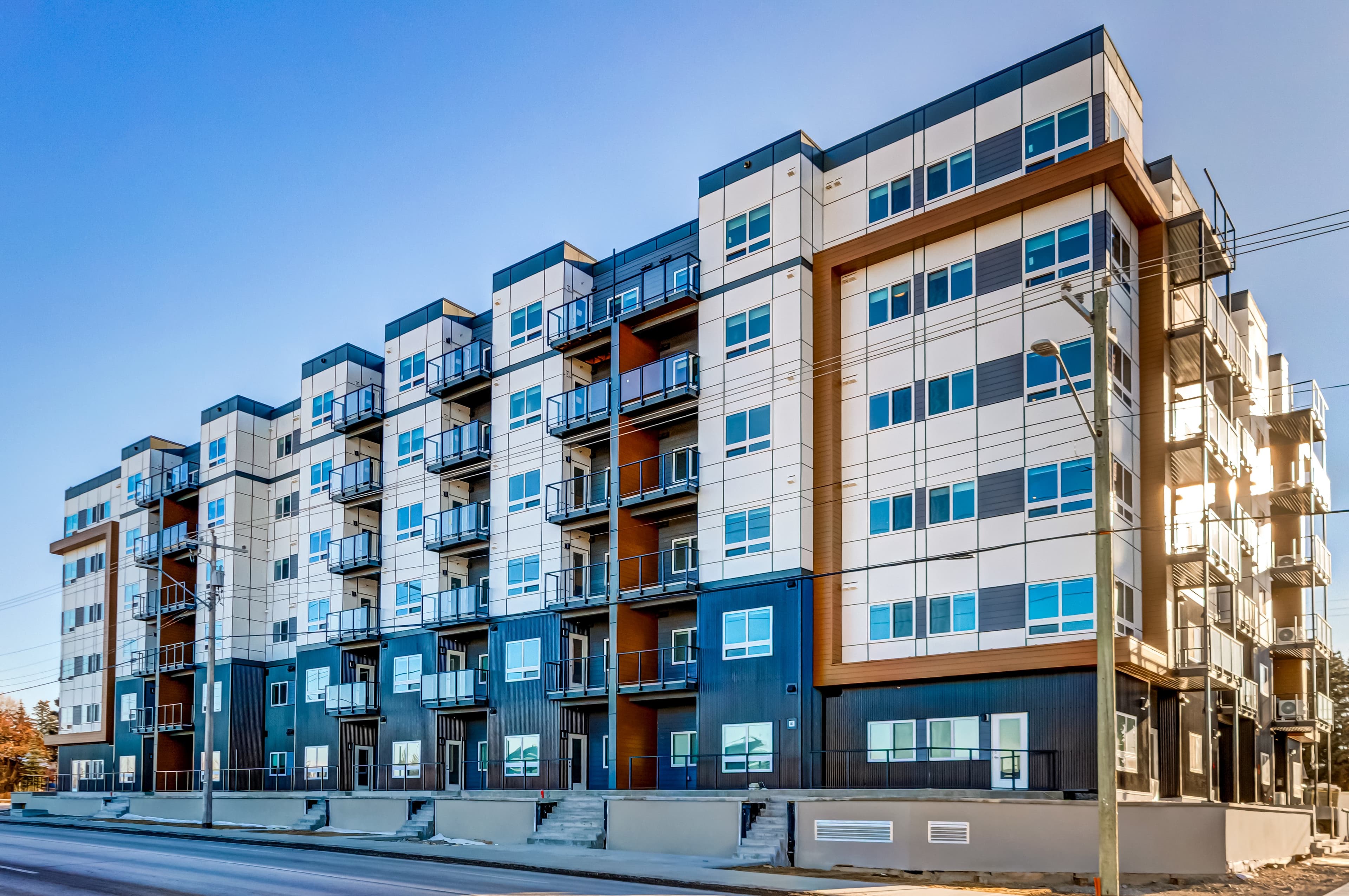 1 Bed + Den + 2 Bath, Layout D