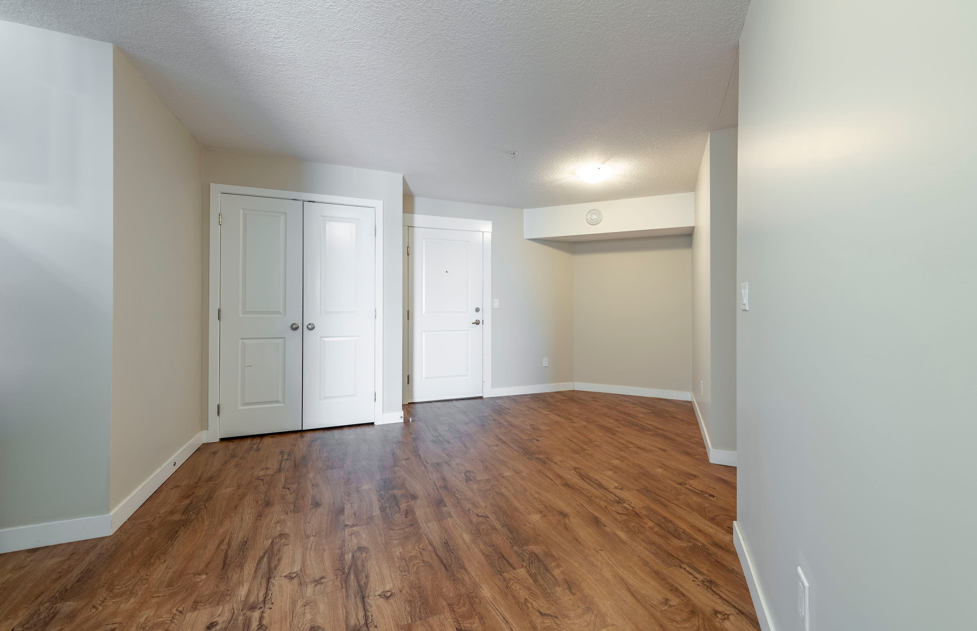 2 Bed + 1 Bath, Layout H